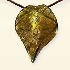 Y2K - Wine & Gold Glass Pendant Necklace